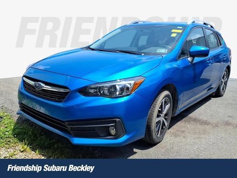 Certified 2022 Subaru Impreza 2.0i Premium AWD/4WD image 1