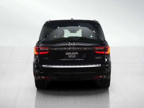 Used 2024 INFINITI QX80 Premium Select AWD/4WD image 4