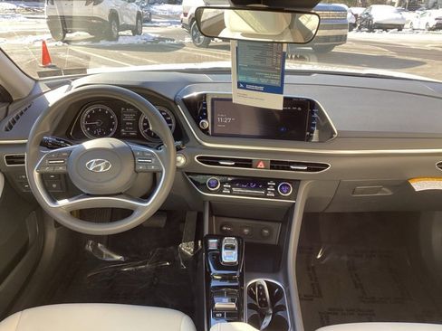 Certified 2023 Hyundai Sonata SEL w/ Preferred Accessory Package image 14