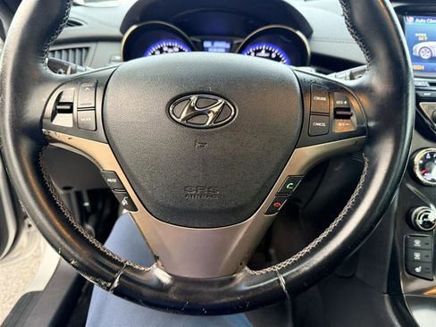Used 2013 Hyundai Genesis 3.8 image 26