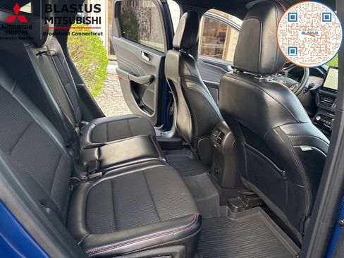 Used 2023 Ford Escape ST-Line w/ Tech Pack #1 AWD/4WD image 37