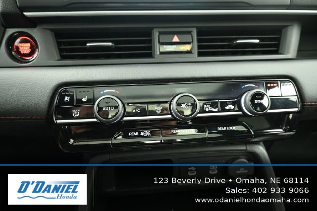 Used 2026 Honda Pilot Black Edition image 32