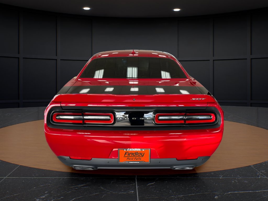 Used 2015 Dodge Challenger SRT RWD image 4