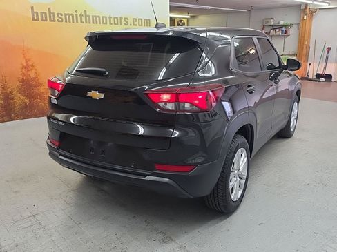 Used 2022 Chevrolet TrailBlazer LS FWD image 17