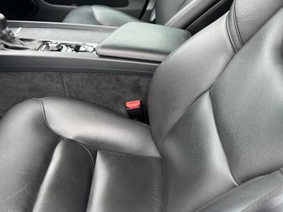Used 2018 Volvo XC60 T5 Momentum w/ Convenience Package