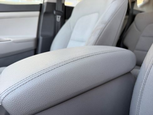 Used 2018 Hyundai Tucson SEL AWD/4WD image 15