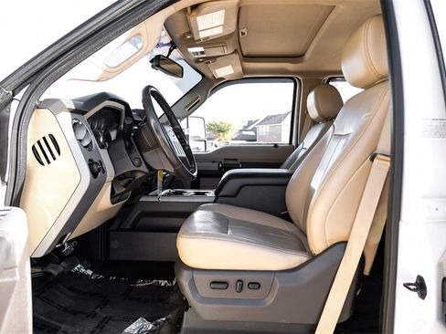 Used 2015 Ford F350 Lariat w/ Lariat Ultimate Package image 3