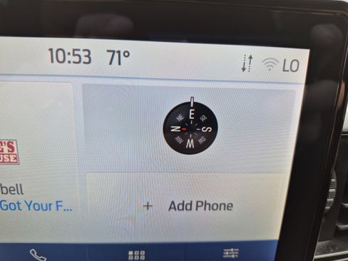 Used 2024 Ford Explorer XLT image 14