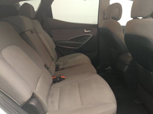 Used 2018 Hyundai Santa Fe Sport FWD image 19
