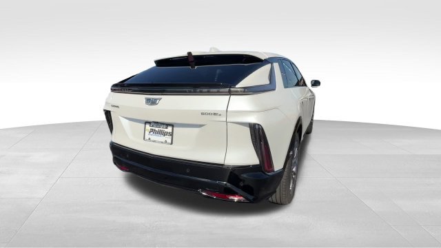 Certified 2024 Cadillac Lyriq Sport AWD/4WD image 7