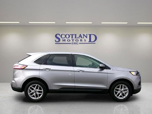 Used 2024 Ford Edge SEL AWD/4WD image 5