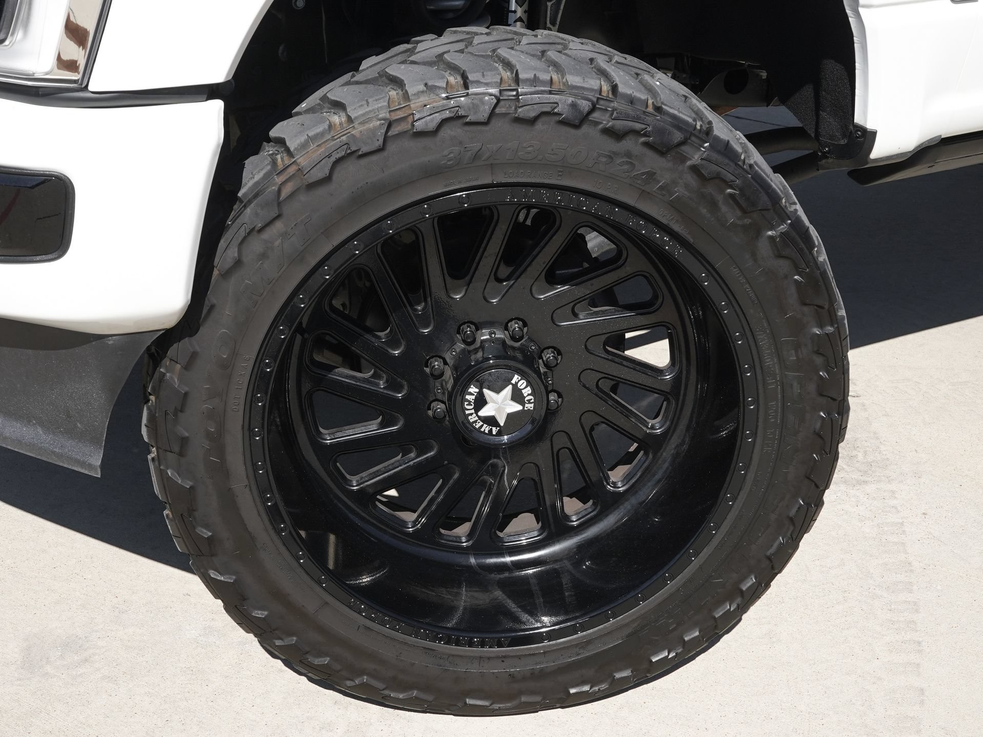 Used 2024 Ford F250 Platinum AWD/4WD image 30