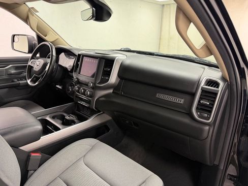 Used 2020 RAM 1500 Big Horn AWD/4WD image 11