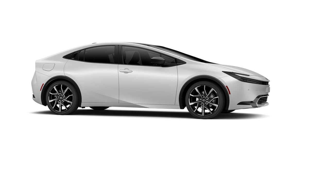 New 2027 Toyota Prius Plug-In Hybrid FWD image 13