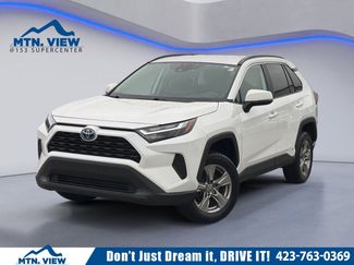 Used 2023 Toyota RAV4 XLE AWD/4WD video 1