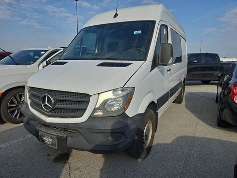 Used 2017 Mercedes-Benz Sprinter 2500 image 1