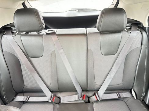 Used 2025 Buick Encore GX Preferred image 38