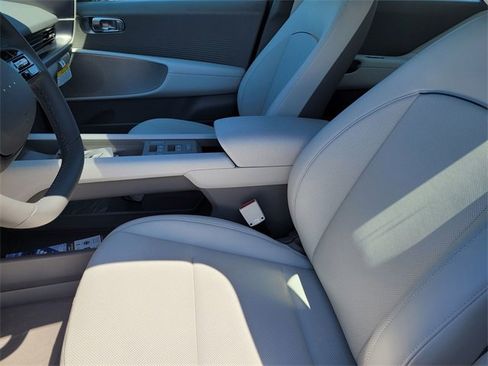 New 2023 Hyundai Ioniq 6 SEL image 12