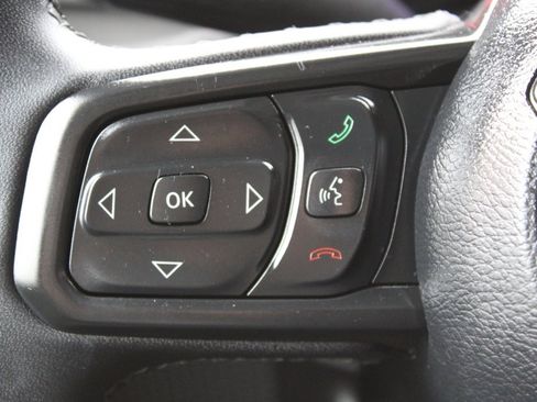 Used 2023 Jeep Gladiator Sport image 14