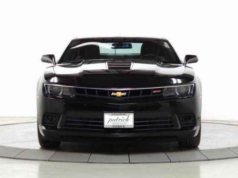 Used 2015 Chevrolet Camaro SS image 2