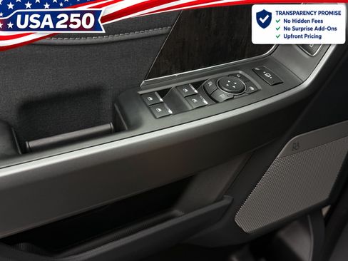 New 2026 Ford F250 Lariat w/ Black Appearance Package AWD/4WD image 21