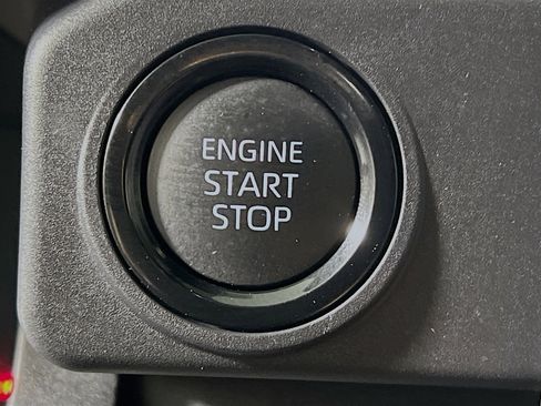 Used 2026 Toyota Tacoma SR5 image 23