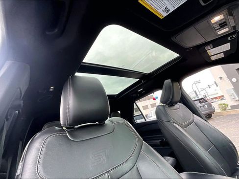 Certified 2022 Ford Explorer ST w/ Equipment Group 401A AWD/4WD image 19