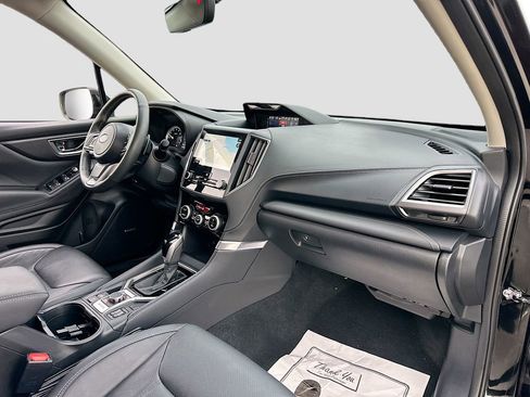 Used 2024 Subaru Forester Touring image 31