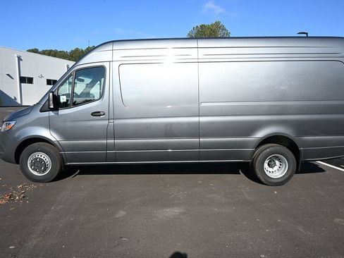New 2026 Mercedes-Benz Sprinter 3500 image 3