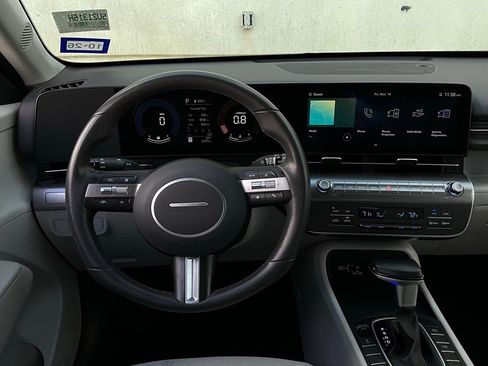 Used 2025 Hyundai Kona SEL image 14