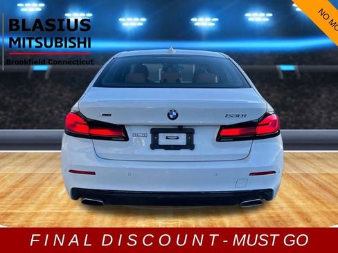 Used 2023 BMW 530i xDrive w/ Convenience Package image 5