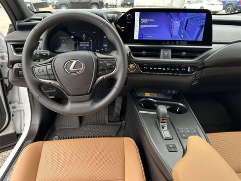 Used 2025 Lexus UX 300h AWD image 2