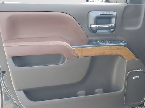 Used 2019 Chevrolet Silverado 3500 High Country w/ Duramax Plus Package image 36