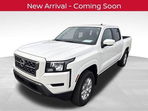Certified 2023 Nissan Frontier SV w/ Tow Package AWD/4WD image 1