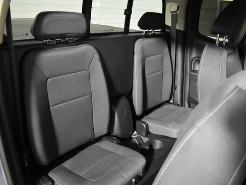 Used 2022 Chevrolet Colorado LT w/ LT Convenience Package image 32