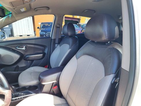 Used 2013 Hyundai Tucson Limited AWD/4WD image 14