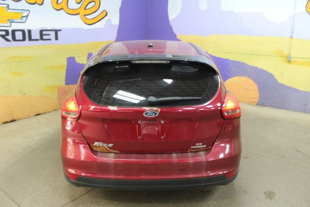 Used 2016 Ford Focus SE w/ Equipment Group 201A FWD image 7