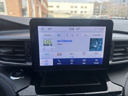 Used 2023 Ford Explorer XLT w/ Equipment Group 202A image 16