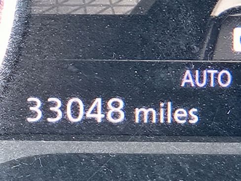 Used 2021 Nissan Rogue SL w/ Premium Package image 17