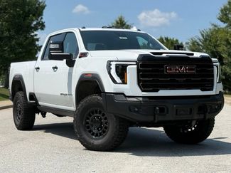 New 2026 GMC Sierra 2500 AT4X w/ AT4X AEV Edition AWD/4WD video 1