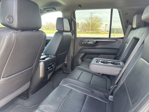 Used 2025 Chevrolet Tahoe LT image 23