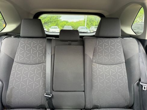 Used 2019 Toyota RAV4 XLE w/ Convenience Package image 20