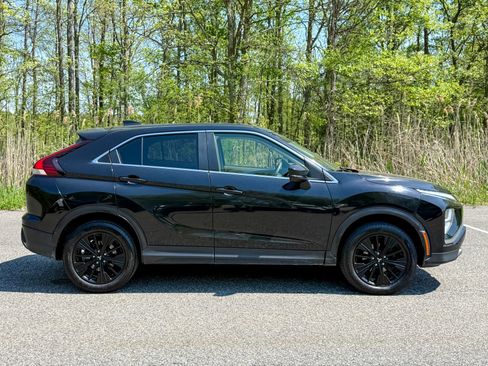 Used 2022 Mitsubishi Eclipse Cross LE AWD/4WD image 7
