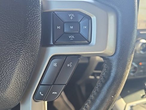 Used 2019 Ford F150 Lariat w/ Equipment Group 502A Luxury AWD/4WD image 14