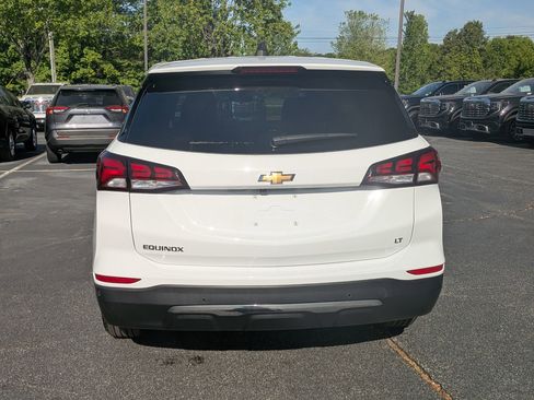 Certified 2024 Chevrolet Equinox LT w/ LPO, Floor Liner Package FWD image 8