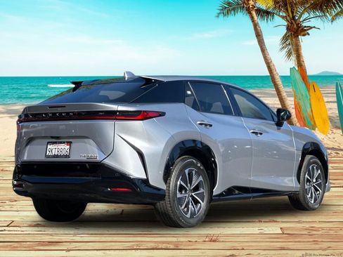 Used 2023 Lexus RZ 450e Premium w/ Technology Package image 5