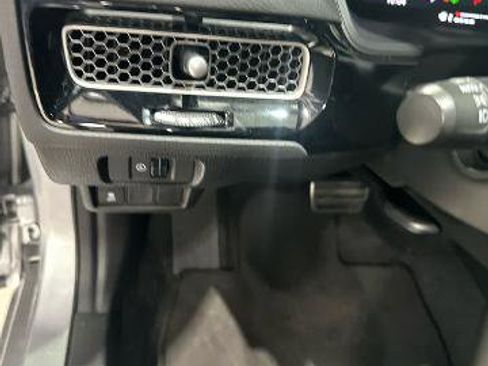 Used 2022 Honda Civic Sport image 20