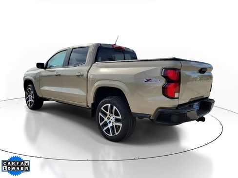 Used 2023 Chevrolet Colorado Z71 w/ Advanced Trailering Package AWD/4WD image 3