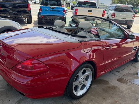 Used 2005 Mercedes-Benz SL 500 image 4