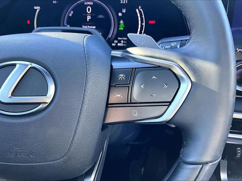 Used 2024 Lexus RX 450h Luxury image 24